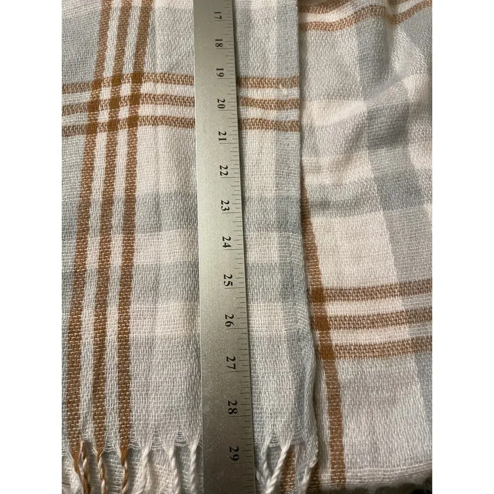Three Dots Women's Shawl Wrap One Size Louisa Plaid Grey Casual Soft NWT‎